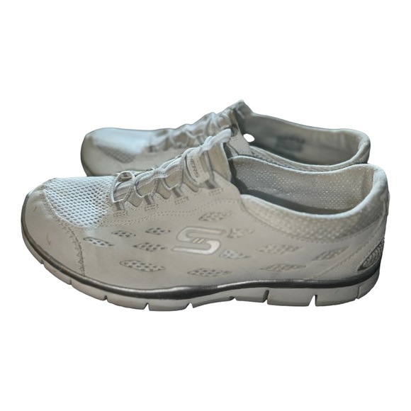 Skechers white sneakers - Picture 7 of 7